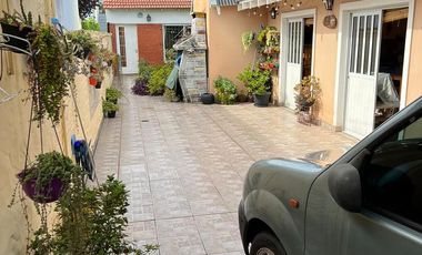 CEFERINO NAMUNCURA 3642  2 PH  VENTA IDEAL 2 FAMILIAS (REMEDIOS DE ESCALADA)