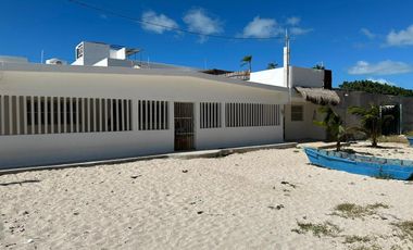 Casa en venta en el puerto de progreso a unos metros de la playa