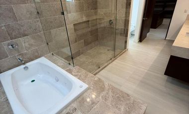 Casa en venta al norte de Mérida en Xcanatún