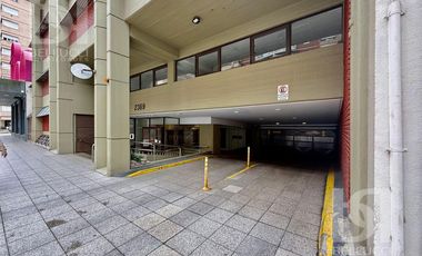 COCHERA EN VENTA SOBRE AV LURO