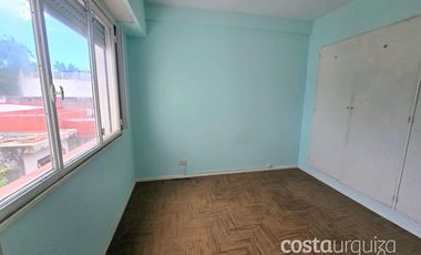 Departamento dos ambientes en Villa Martelli frente a la estación con parrilla en terraza común.