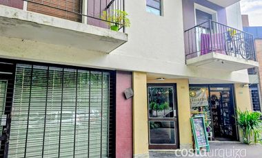 Departamento dos ambientes en Villa Martelli frente a la estación con parrilla en terraza común.