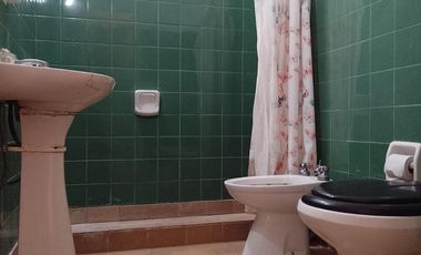 Casa en venta - 4 Dormitorios 2 Baños - Cochera - 450Mts2 - Mar del Tuyú