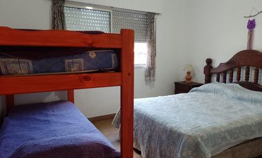 Casa en venta - 4 Dormitorios 2 Baños - Cochera - 450Mts2 - Mar del Tuyú