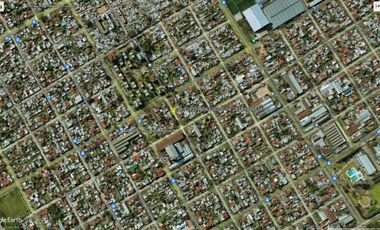 Casa en venta - 2 Dormitorios 2 Baños - Cochera - 430Mts2 - Quilmes