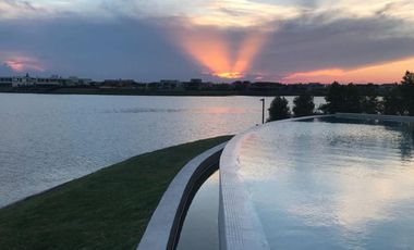 Duplex en el Barrio Islas del Golf. La Mansa. Nordelta