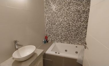Duplex en el Barrio Islas del Golf. La Mansa. Nordelta