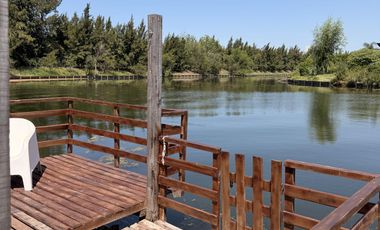 Duplex en el Barrio Islas del Golf. La Mansa. Nordelta