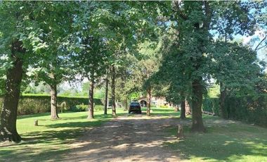 Casa en venta - 2 Dormitorios 1 Baño - 2650mts2 - Escobar