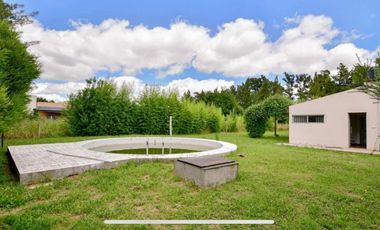 Casa en venta - 2 dormitorios 1 baño 2 cocheras - 1000mts2 - El Rodeo, Abasto [FINANCIADA]