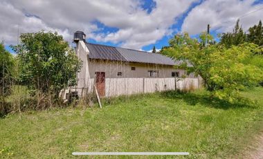 Casa en venta - 2 dormitorios 1 baño 2 cocheras - 1000mts2 - El Rodeo, Abasto [FINANCIADA]