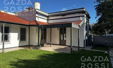 Casa en alquiler en Adrogue