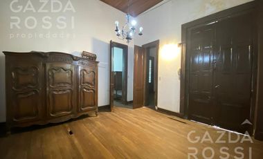 Casa en alquiler en Adrogue