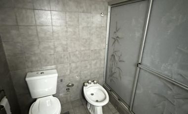 Casa en alquiler en Adrogue