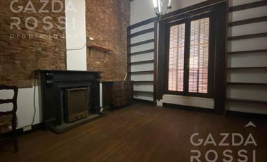 Casa en alquiler en Adrogue