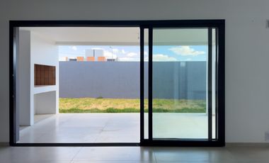 Casa en Planta baja a estrenar en Quebrada de Manantiales, Categoría