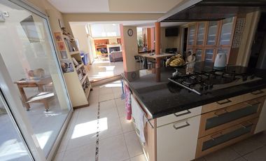 Casa en Abril Club De Campo