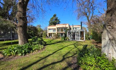 Casa en Abril Club De Campo