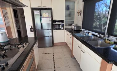 Casa en Abril Club De Campo