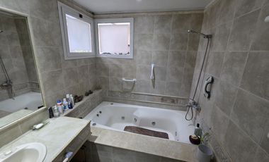 Casa en Abril Club De Campo