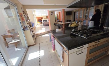 Casa en Abril Club De Campo