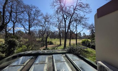 Casa en Abril Club De Campo