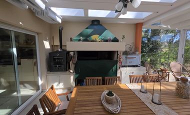 Casa en Abril Club De Campo