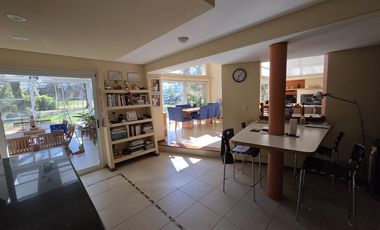 Casa en Abril Club De Campo