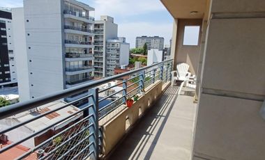 Departamento 4 ambientes con Cochera y Balcon - Quilmes Centro