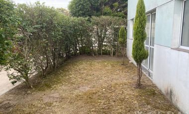 Venta departamento 3 ambientes con patio en Wilde (30923)