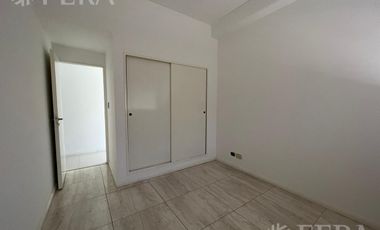 Venta departamento 3 ambientes con patio en Wilde (30923)