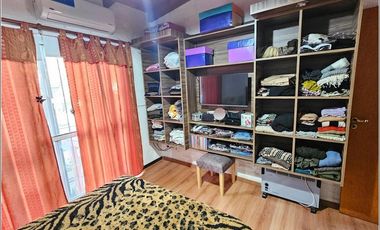 Casa en venta de 4 dormitorios jardín, quincho piscina. Barrio Santa Rita. Excelente estado