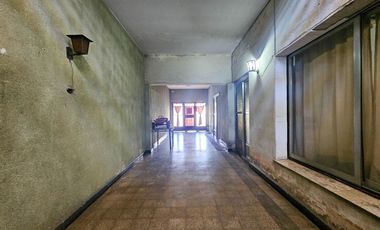 Venta casa 2 plantas con 2 dormitorios con balcón y terraza