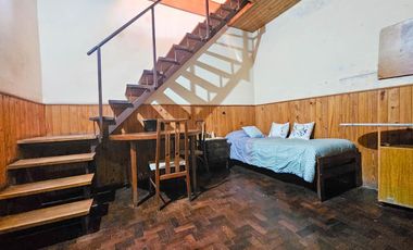 Venta casa 2 plantas con 2 dormitorios con balcón y terraza