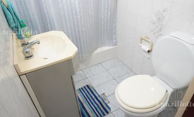 Casa 5 ambientes con pileta en Lanús