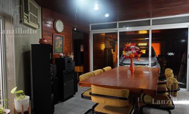 Casa 5 ambientes con pileta en Lanús