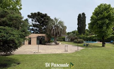 VENTA Apto Crédito Hipotecario Casa Quinta Con Dependencia, Parque, Quincho y Pileta - La Reja Sur