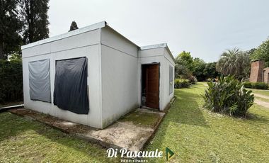 VENTA Apto Crédito Hipotecario Casa Quinta Con Dependencia, Parque, Quincho y Pileta - La Reja Sur