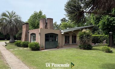 VENTA Apto Crédito Hipotecario Casa Quinta Con Dependencia, Parque, Quincho y Pileta - La Reja Sur