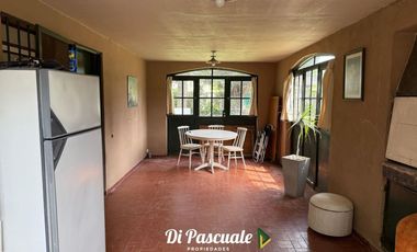 VENTA Apto Crédito Hipotecario Casa Quinta Con Dependencia, Parque, Quincho y Pileta - La Reja Sur