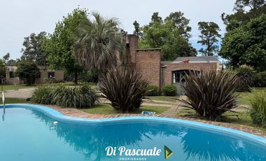 VENTA Apto Crédito Hipotecario Casa Quinta Con Dependencia, Parque, Quincho y Pileta - La Reja Sur