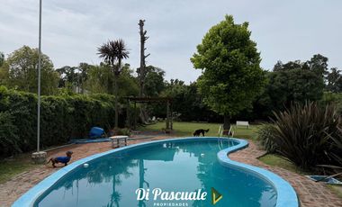 VENTA Apto Crédito Hipotecario Casa Quinta Con Dependencia, Parque, Quincho y Pileta - La Reja Sur