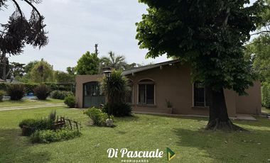 VENTA Apto Crédito Hipotecario Casa Quinta Con Dependencia, Parque, Quincho y Pileta - La Reja Sur