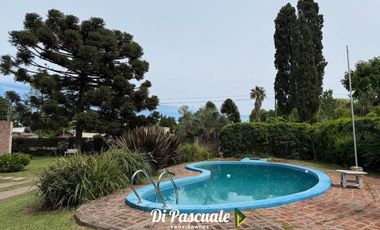 VENTA Apto Crédito Hipotecario Casa Quinta Con Dependencia, Parque, Quincho y Pileta - La Reja Sur