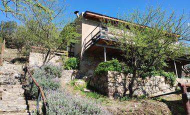 Casa en venta - 3 Dormitorios 3 Baños - San Luis
