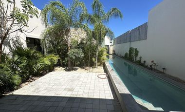 CASA EN VENTA MERIDA, CONKAL, PRIVADA CANARIA, CASA GEMELA 2, ENTREGA INMEDIATA.