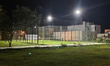 CASA EN VENTA MERIDA, CONKAL, PRIVADA CANARIA, CASA GEMELA 2, ENTREGA INMEDIATA.