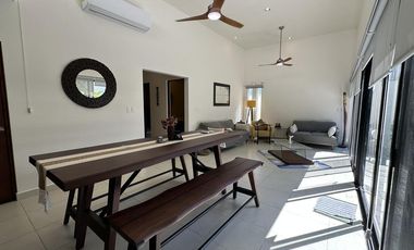 CASA EN VENTA MERIDA, CONKAL, PRIVADA CANARIA, CASA GEMELA 2, ENTREGA INMEDIATA.