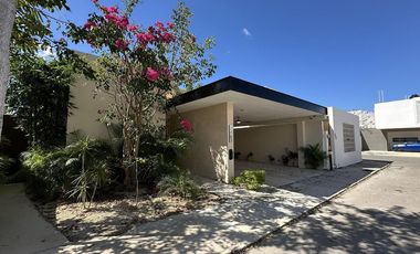 CASA EN VENTA MERIDA, CONKAL, PRIVADA CANARIA, CASA GEMELA 1, ENTREGA INMEDIATA