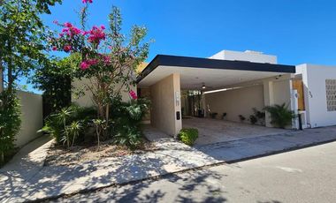 CASA EN VENTA MERIDA, CONKAL, PRIVADA CANARIA, CASA GEMELA 1, ENTREGA INMEDIATA